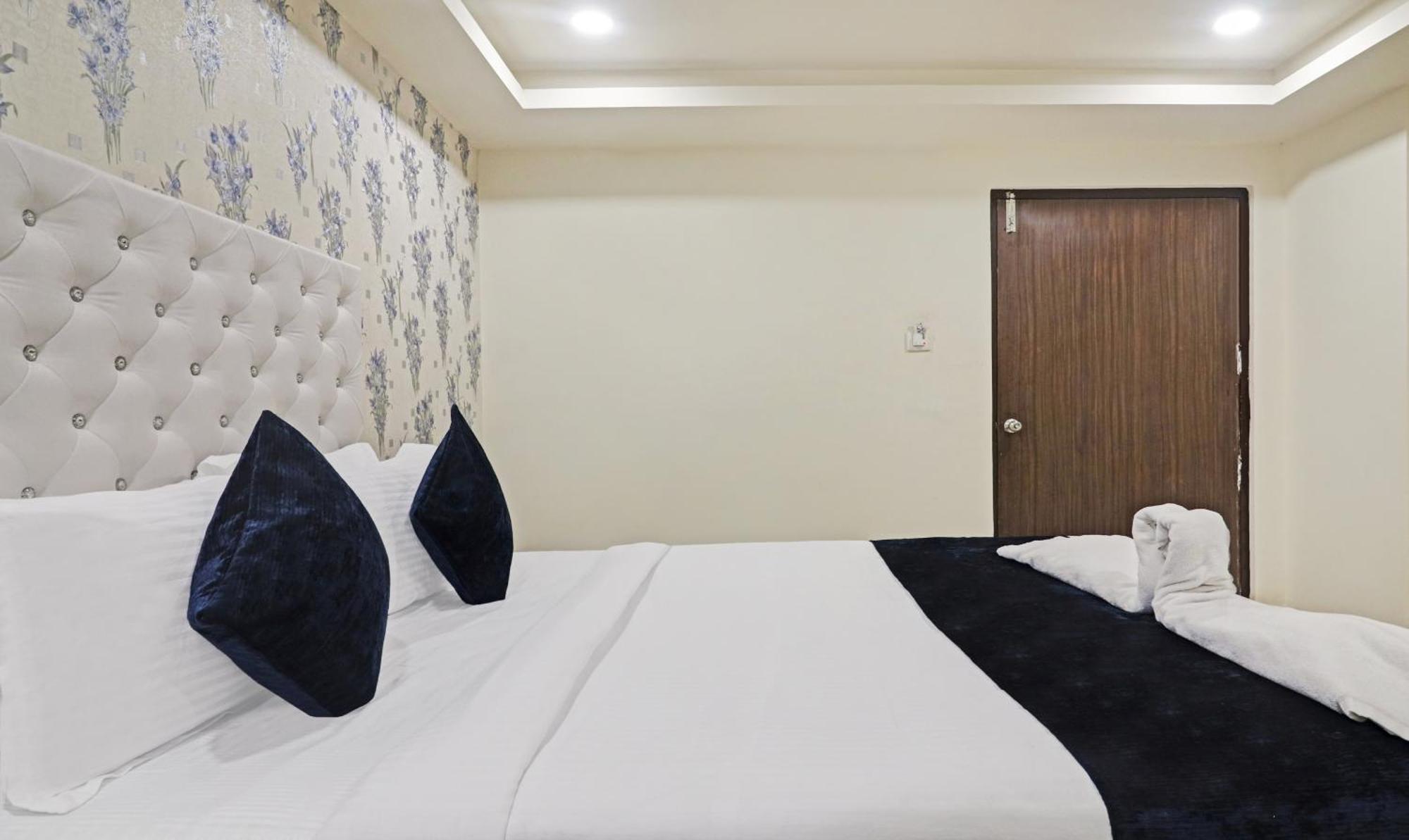 Hotel Bright Airport Zone Shamshabad Luaran gambar